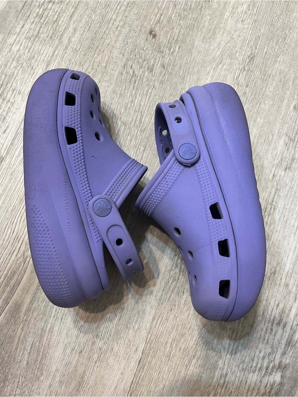 Girl’s Platform Crocs - 13